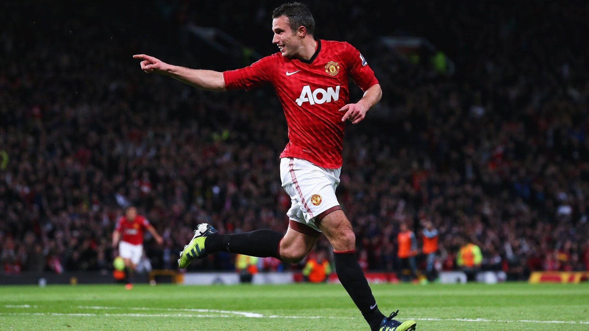 英超决战在即：悬念重重，精彩绝伦！，英超决赛一般在几月